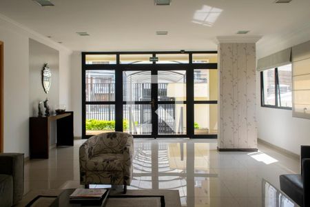 Apartamento à venda com 104m², 2 quartos e 2 vagasHall social