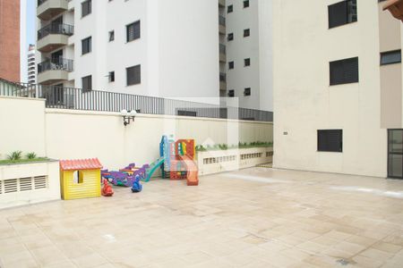 Apartamento à venda com 104m², 2 quartos e 2 vagasÁrea comum - Playground