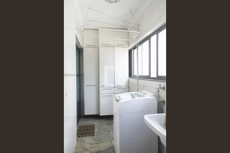 Apartamento à venda com 104m², 2 quartos e 2 vagasÁrea de Serviço