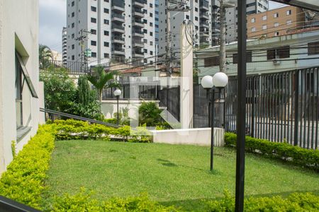 Apartamento à venda com 104m², 2 quartos e 2 vagasEntrada