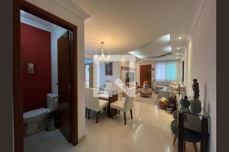 Sala de casa à venda com 3 quartos, 150m² em Cabral, Contagem