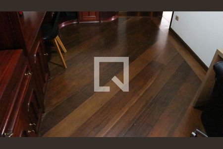 Casa para alugar com 500m², 4 quartos e 6 vagasEscritório