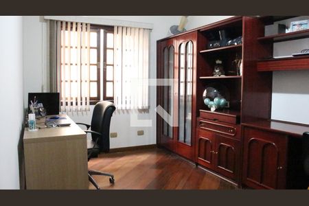 Casa para alugar com 500m², 4 quartos e 6 vagasEscritório