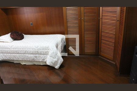 Casa para alugar com 500m², 4 quartos e 6 vagasSuíte 2