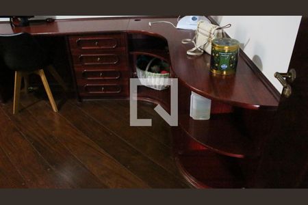 Casa para alugar com 500m², 4 quartos e 6 vagasEscritório