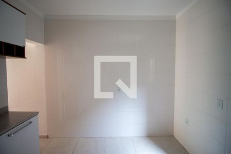 Casa de condomínio à venda com 80m², 2 quartos e 2 vagasCozinha