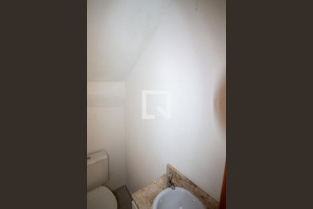 Casa de condomínio à venda com 80m², 2 quartos e 2 vagasBanheiro / Social