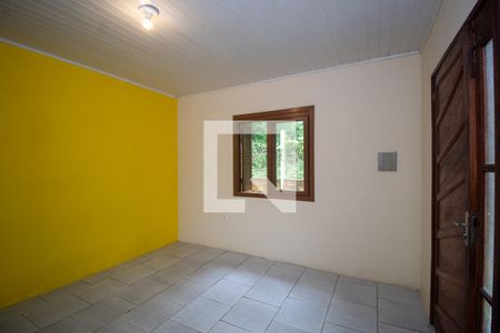 Sala de casa para alugar com 3 quartos, 80m² em Vila Nova, Porto Alegre