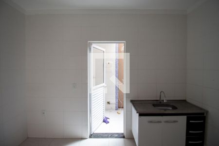 Casa de condomínio à venda com 80m², 2 quartos e 2 vagasCozinha