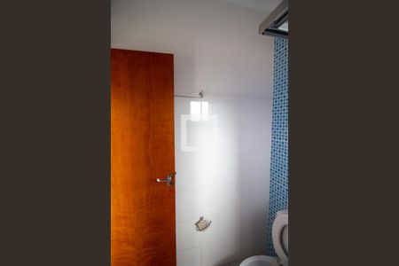 Casa de condomínio à venda com 80m², 2 quartos e 2 vagasBanheiro do Quarto 2