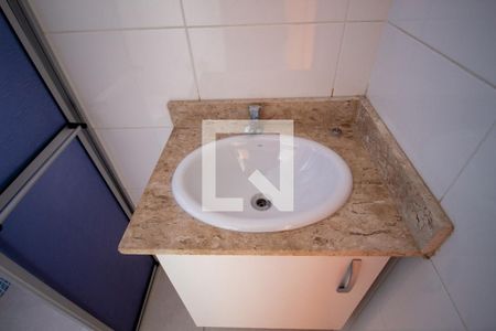 Casa de condomínio à venda com 80m², 2 quartos e 2 vagasBanheiro do Quarto 2