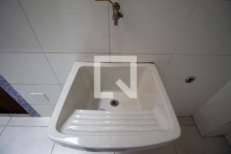 Casa de condomínio à venda com 80m², 2 quartos e 2 vagasÁrea de Serviço