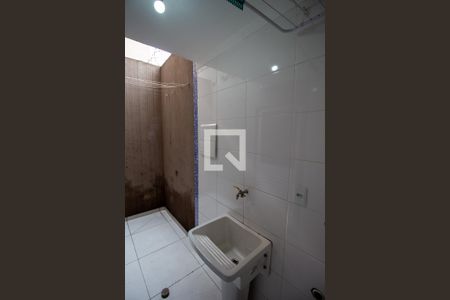 Casa de condomínio à venda com 80m², 2 quartos e 2 vagasÁrea de Serviço