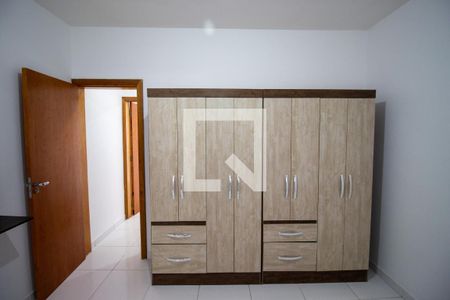 Quarto / Suíte 1 de casa de condomínio para alugar com 2 quartos, 80m² em Itaquera, São Paulo