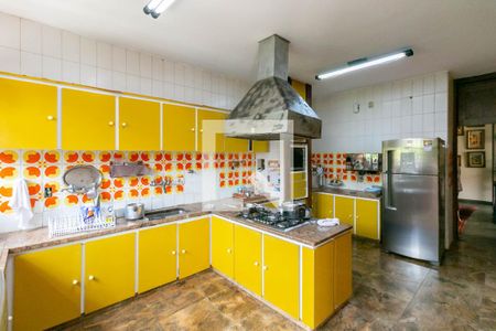 Casa à venda com 715m², 5 quartos e 6 vagasCozinha