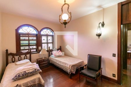 Casa à venda com 715m², 5 quartos e 6 vagasQuarto 3