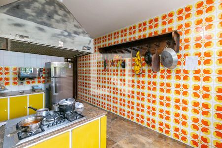 Casa à venda com 715m², 5 quartos e 6 vagasCozinha