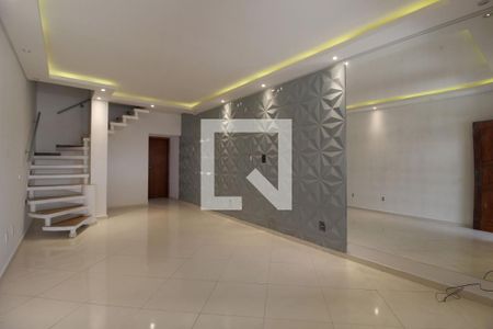 Sala de casa para alugar com 2 quartos, 93m² em Jardim Eucalíptos, Sorocaba