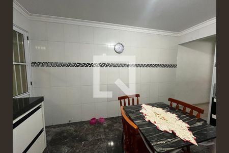 Casa à venda com 152m², 3 quartos e 2 vagasCozinha