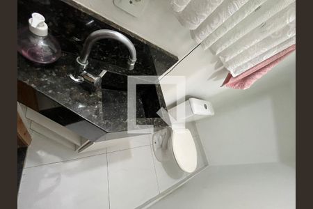 Casa à venda com 152m², 3 quartos e 2 vagasLavabo