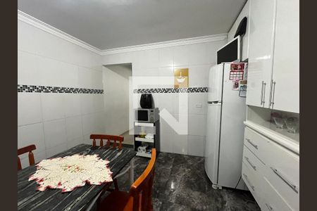 Casa à venda com 152m², 3 quartos e 2 vagasCozinha