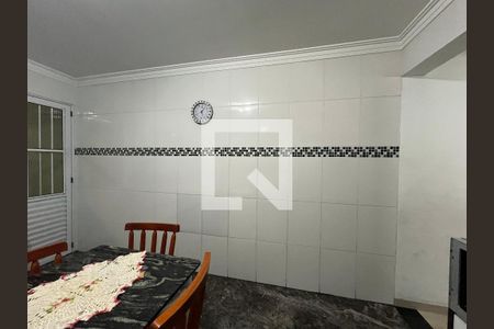 Casa à venda com 152m², 3 quartos e 2 vagasCozinha