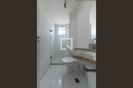 Apartamento à venda com 69m², 2 quartos e 2 vagas Apartamento à venda com 69m², 2 quartos e 2 vagasBanheiro da Suíte