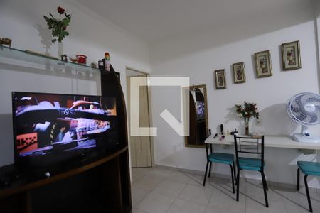Sala de casa para alugar com 1 quarto, 70m² em Vila Nova Urupês, Suzano