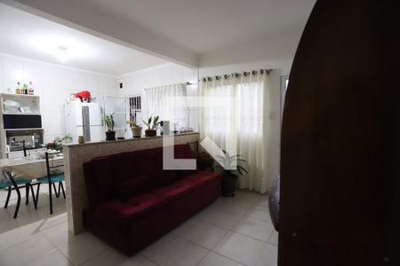 Sala de casa para alugar com 1 quarto, 70m² em Vila Nova Urupês, Suzano