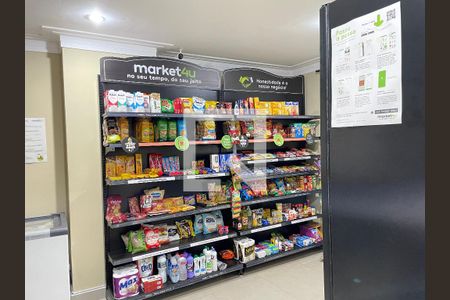 Apartamento para alugar com 42m², 2 quartos e sem vaga Apartamento para alugar com 42m², 2 quartos e sem vagaMini Market