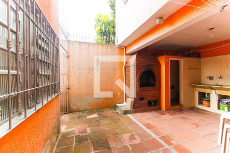 Casa à venda com 45m², 2 quartos e 1 vaga Casa à venda com 45m², 2 quartos e 1 vagaQuintal/Lavanderia