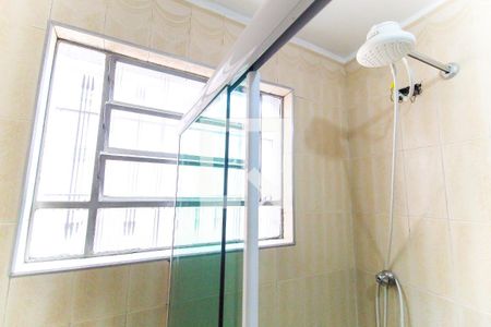 Casa à venda com 45m², 2 quartos e 1 vaga Casa à venda com 45m², 2 quartos e 1 vagaBanheiro