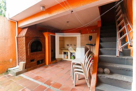 Casa à venda com 45m², 2 quartos e 1 vaga Casa à venda com 45m², 2 quartos e 1 vagaQuintal/Lavanderia