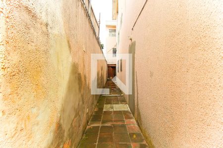 Casa à venda com 45m², 2 quartos e 1 vaga Casa à venda com 45m², 2 quartos e 1 vagaCorredor