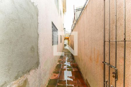 Casa à venda com 45m², 2 quartos e 1 vaga Casa à venda com 45m², 2 quartos e 1 vagaCorredor