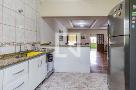 Casa à venda com 260m², 3 quartos e 2 vagas Casa à venda com 260m², 3 quartos e 2 vagasCozinha