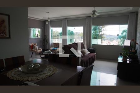 Sala de casa à venda com 4 quartos, 225m² em Parque da Represa, Jundiaí