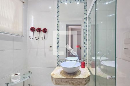 Apartamento para alugar com 80m², 2 quartos e 1 vaga Apartamento para alugar com 80m², 2 quartos e 1 vagaBanheiro da Suíte