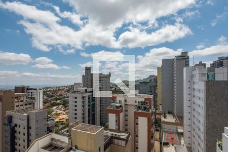 Apartamento à venda com 304m², 4 quartos e 4 vagasQuarto 3