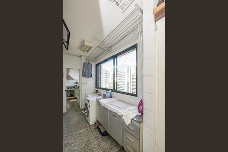 Apartamento à venda com 304m², 4 quartos e 4 vagasÁrea de Serviço