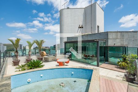 Apartamento à venda com 304m², 4 quartos e 4 vagasVaranda da cobertura