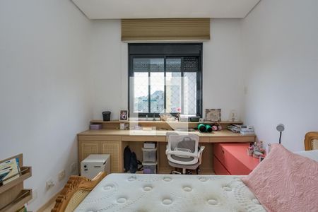 Apartamento à venda com 304m², 4 quartos e 4 vagasQuarto 3