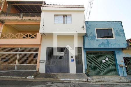 Fachada de casa para alugar com 1 quarto, 25m² em Vila Tolstoi, São Paulo