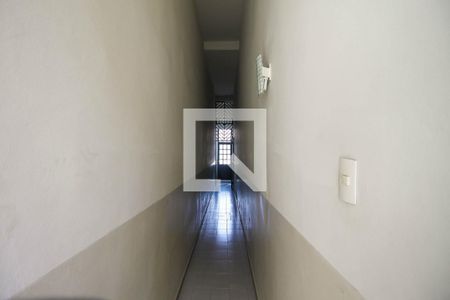 Corredor de casa para alugar com 1 quarto, 25m² em Vila Tolstoi, São Paulo