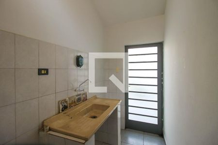 Cozinha de casa para alugar com 1 quarto, 25m² em Vila Tolstoi, São Paulo