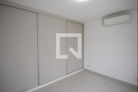 Casa para alugar com 158m², 3 quartos e 3 vagasSuíte 3