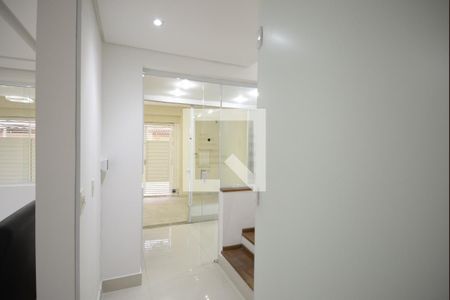 Casa para alugar com 158m², 3 quartos e 3 vagasCorredor