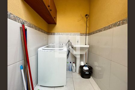 Casa de condomínio à venda com 68m², 2 quartos e 2 vagas Casa de condomínio à venda com 68m², 2 quartos e 2 vagasÁrea de Serviço