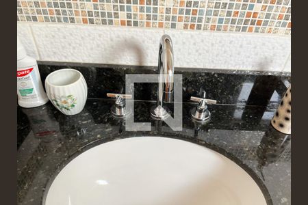 Casa de condomínio à venda com 68m², 2 quartos e 2 vagas Casa de condomínio à venda com 68m², 2 quartos e 2 vagasBanheiro da Suíte 2