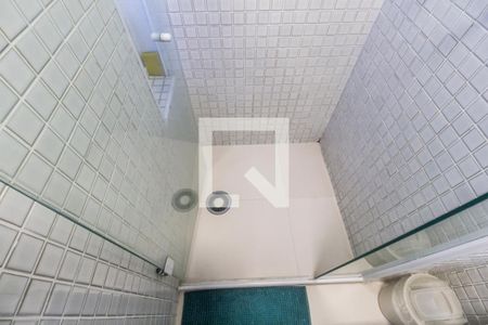 Apartamento à venda com 70m², 2 quartos e 1 vagaDetalhe do banheiro